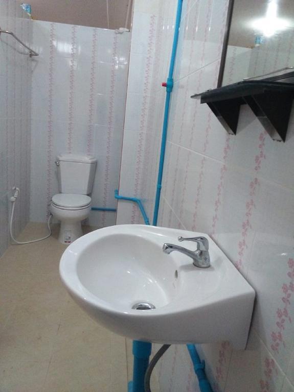 Penguin Hotel Kawthaung Zewnętrze zdjęcie