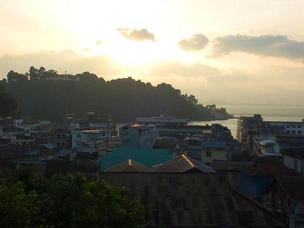 Penguin Hotel Kawthaung Zewnętrze zdjęcie